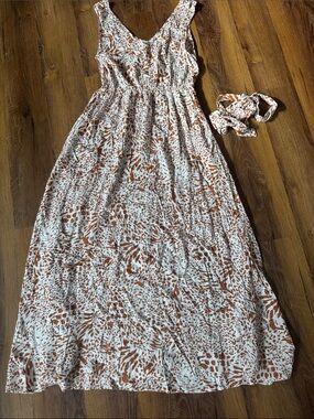 Miss Sparkling Sleeveless Midi Dress with Rust Spot Print